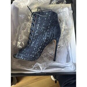 NWT Scene Shoes Laurita Blue Stilettos Lace Jean